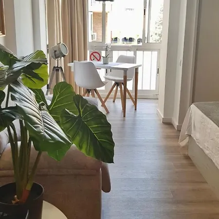 Ar - And Cozy In Апартаменти Бенальмадена